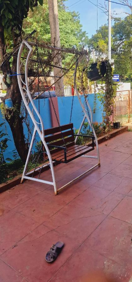 Tony'S Garden House Back Packers Inn Jaffna Luaran gambar