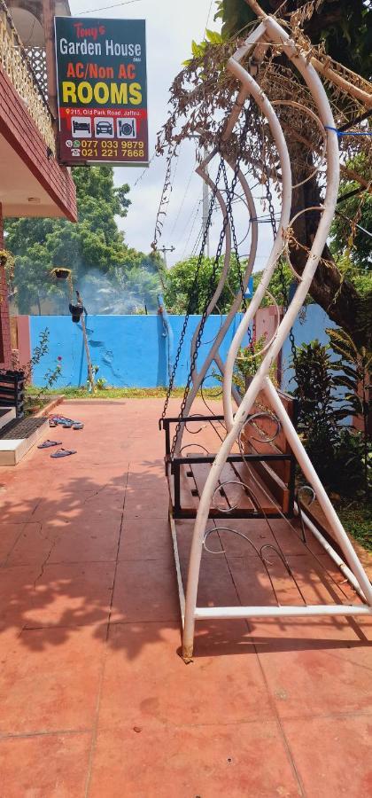 Tony'S Garden House Back Packers Inn Jaffna Luaran gambar