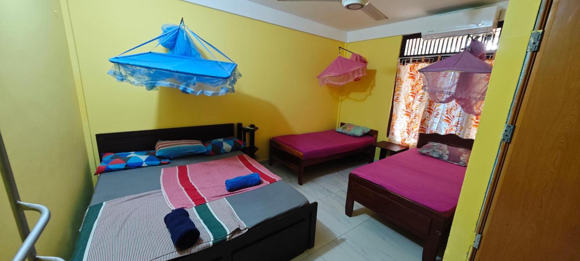Tony'S Garden House Back Packers Inn Jaffna Luaran gambar