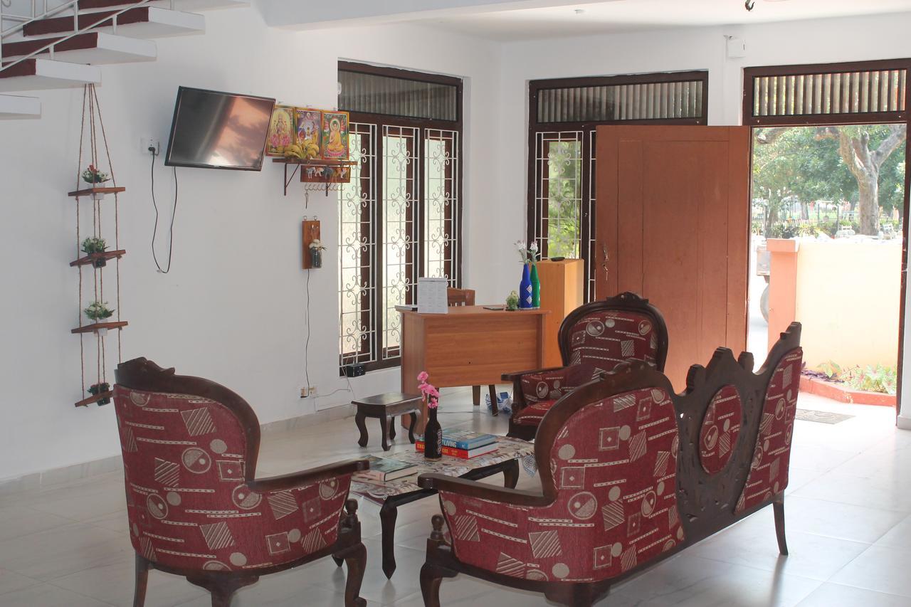 Tony'S Garden House Back Packers Inn Jaffna Luaran gambar