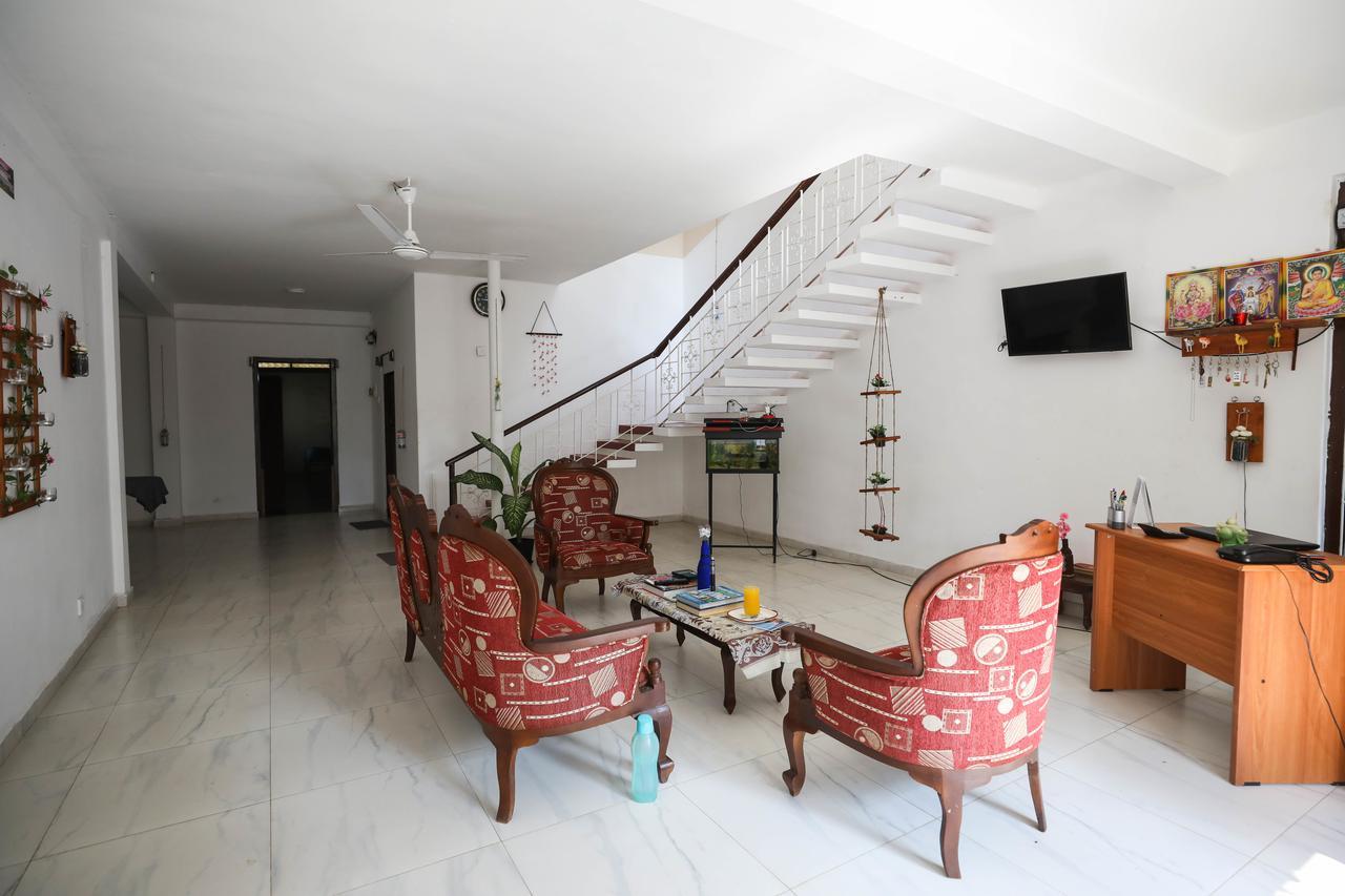 Tony'S Garden House Back Packers Inn Jaffna Luaran gambar
